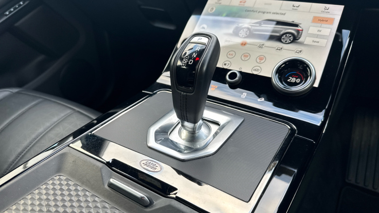 Land Rover Range Rover Evoque 1.5 P300e R-Dynamic HSE 5dr Auto Hatchback